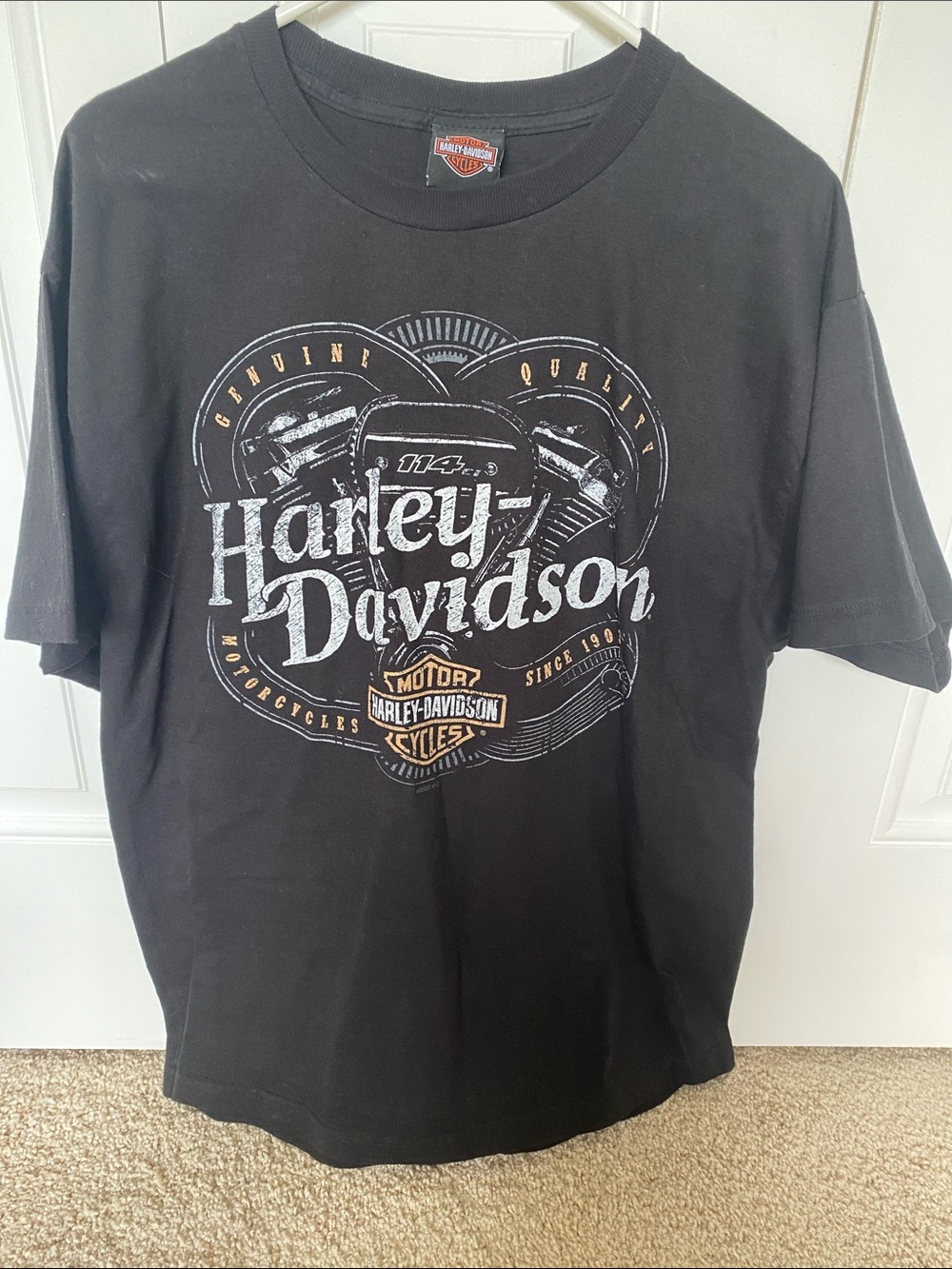 Harley-Davidson Black Short Sleeve Graphic Tee with White and Gold Print